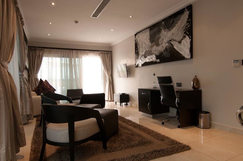 L'Eola Suites Abuja Extérieur photo