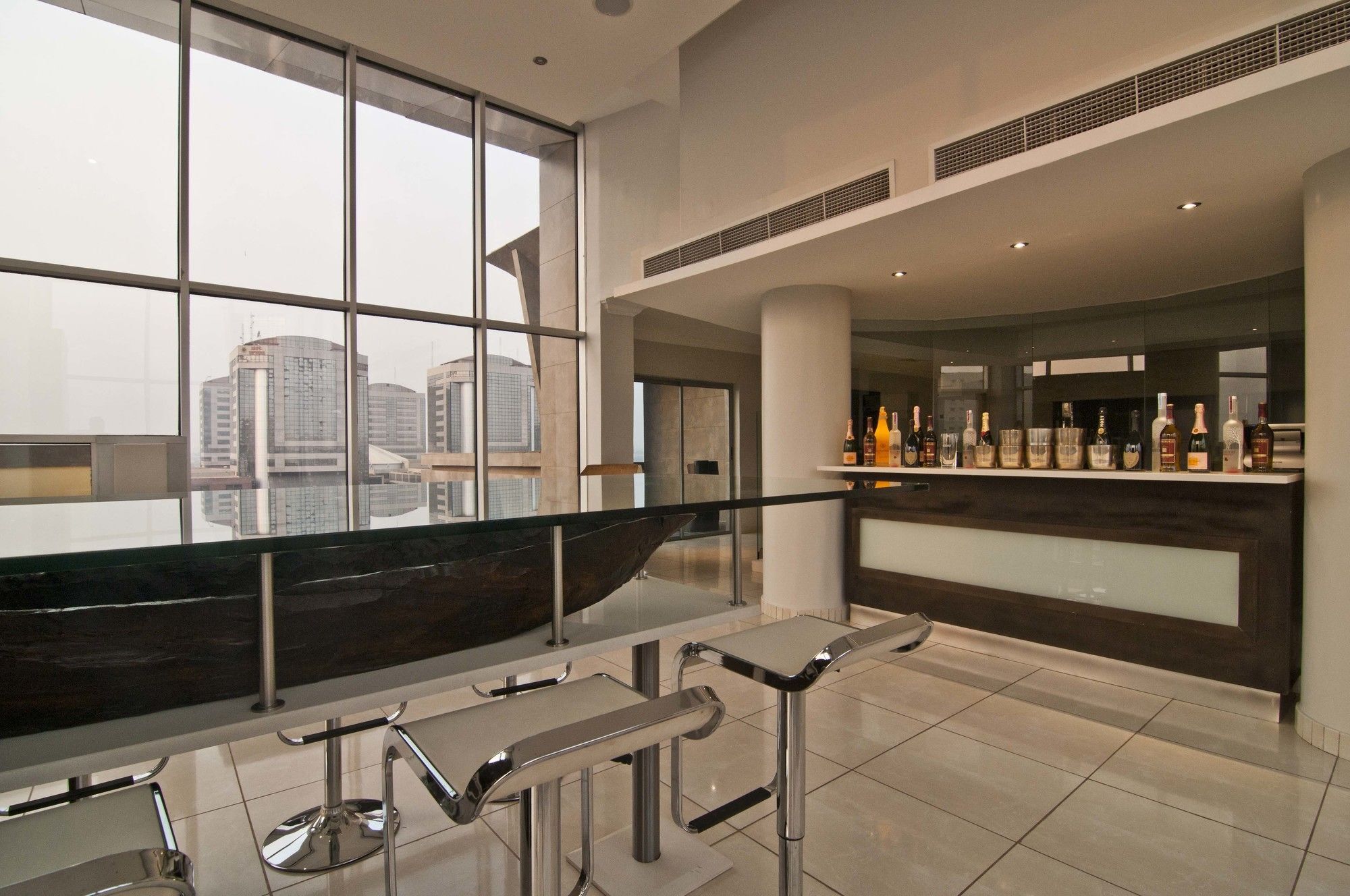 L'Eola Suites Abuja Extérieur photo